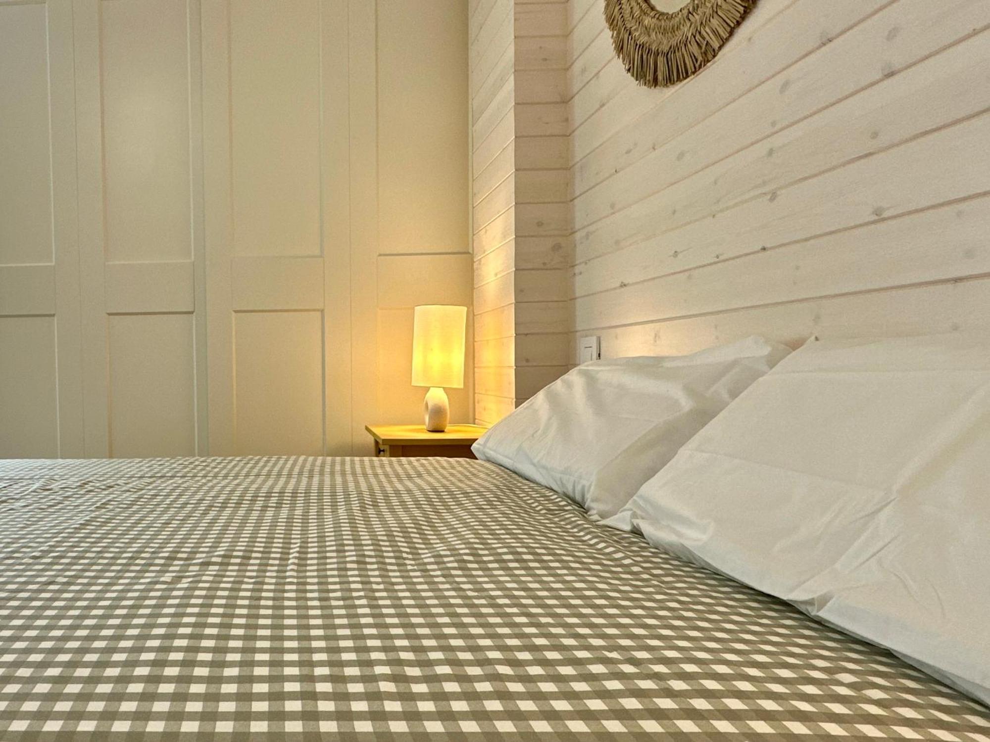 Apartament La Casita 2br - Pool, Parking & Aircon Candelaria